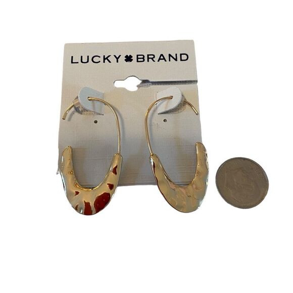 Hammered Gold Tone Modern Threader Earrings. - Picture 6 of 6